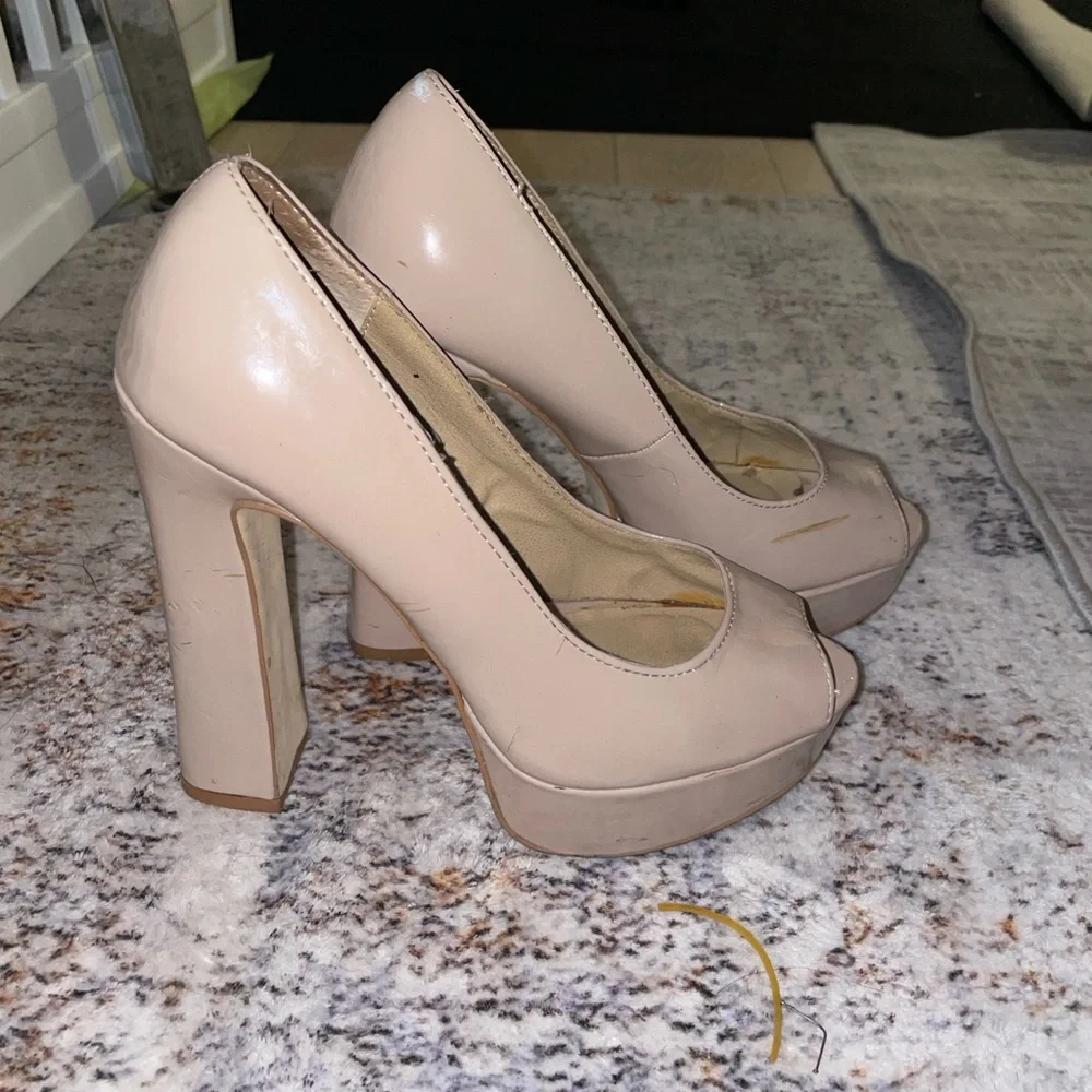 Steve Madden Blush Peep Toe Heels - Picture 3 of 4